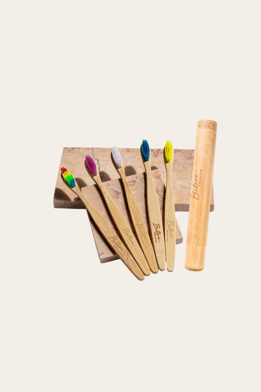 Bamboe Tandenborstel Set 5 stuks inclusief Koker